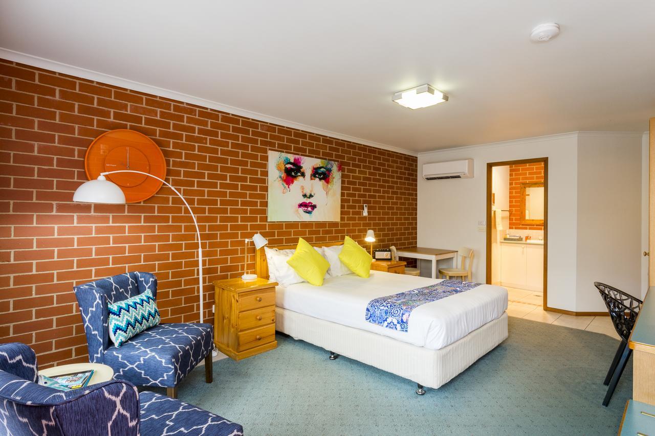 Yackandandah Central ภายนอก รูปภาพ