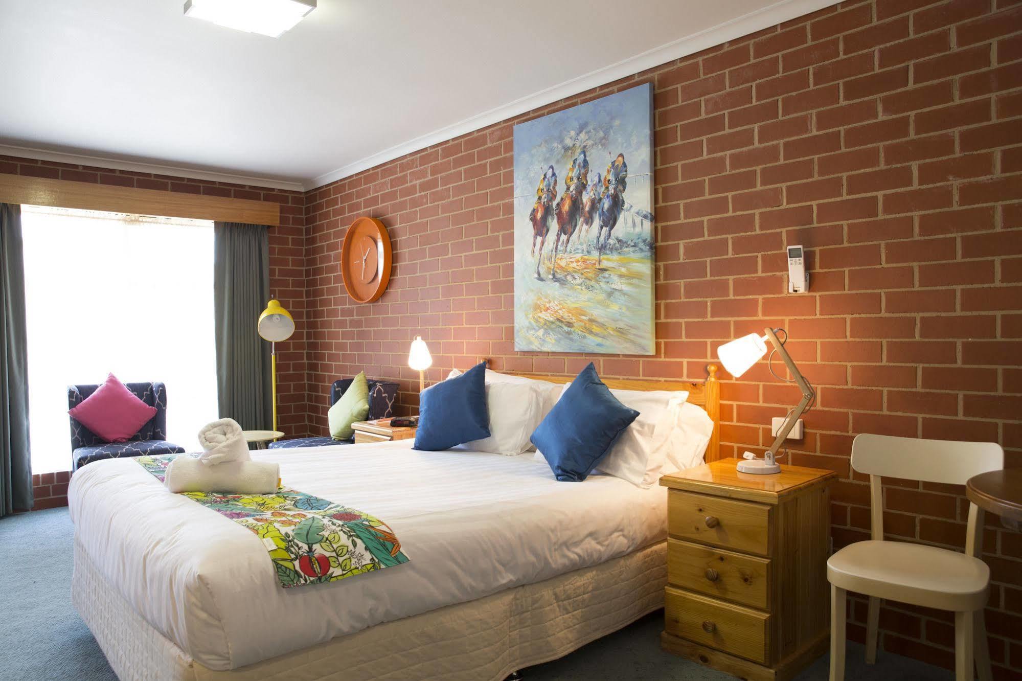 Yackandandah Central ภายนอก รูปภาพ